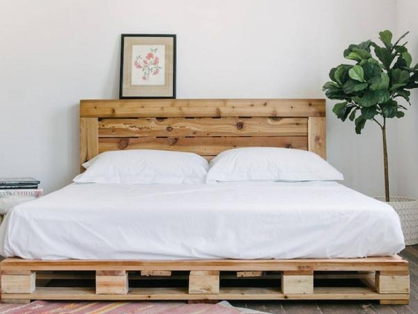 پالت چوبی تخت خواب